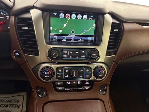 Used 2017 Chevrolet Suburban Premier AWD/4WD image 29
