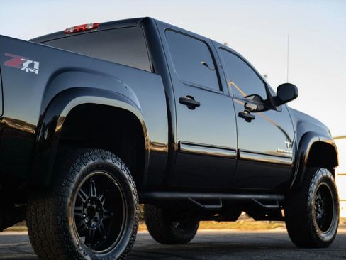 Used 2013 GMC Sierra 1500 SLE w/ Power Tech Package image 13