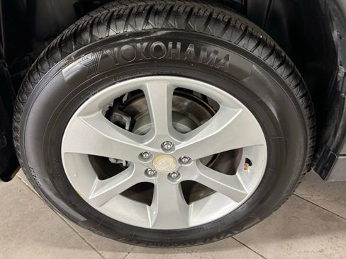 Used 2014 Subaru Outback 2.5i Premium image 10