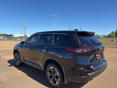 New 2026 Nissan Rogue SV image 2