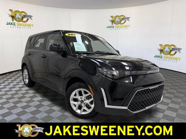 Certified 2025 Kia Soul LX w/ LX Technology Package FWD image 1