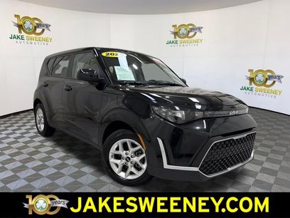 Certified 2025 Kia Soul LX w/ LX Technology Package