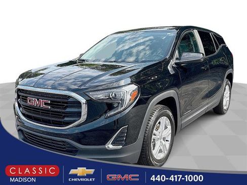 Used 2021 GMC Terrain SLE image 1