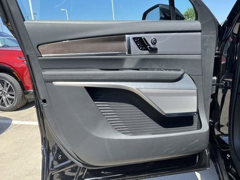 New 2026 Cadillac Vistiq Sport w/ LPO, Floor Liner Package image 10