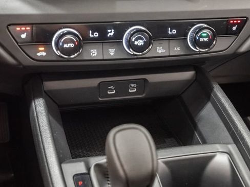Used 2023 Honda Accord EX image 17