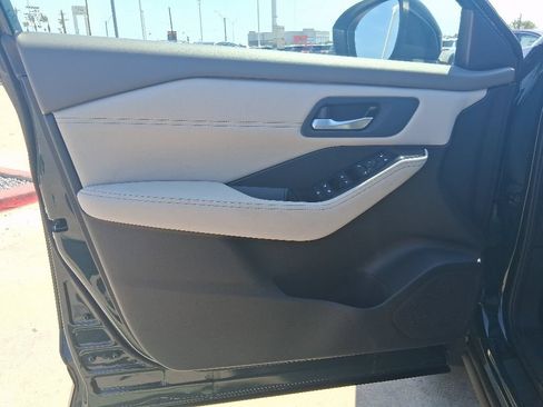 New 2026 Nissan Rogue Dark Armor FWD image 20