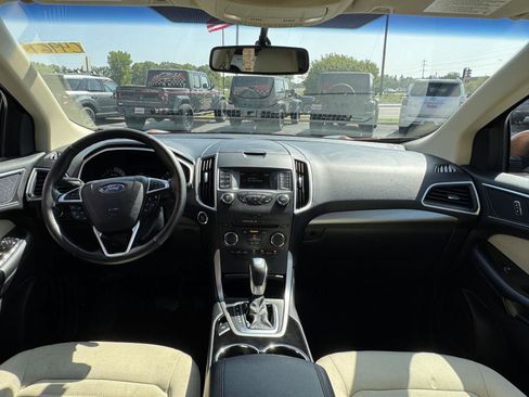 Used 2017 Ford Edge SEL AWD/4WD image 26
