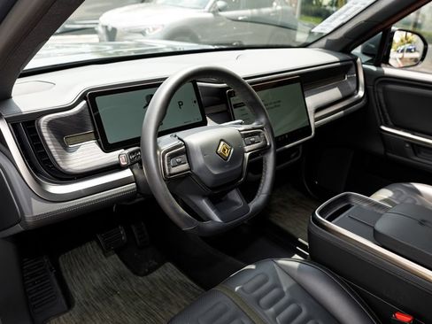 Used 2025 Rivian R1T Adventure AWD/4WD image 30