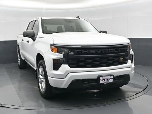 Used 2022 Chevrolet Silverado 1500 Custom image 10