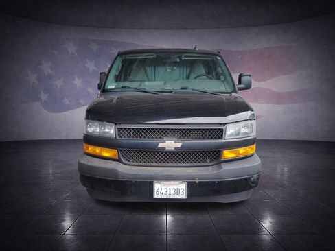 Used 2021 Chevrolet Express 2500 w/ Driver Convenience Package RWD image 8