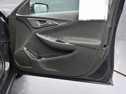 Used 2023 Chevrolet Malibu LT image 37