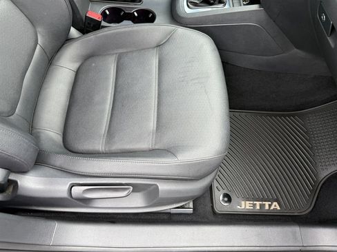 Used 2012 Volkswagen Jetta SE FWD image 30