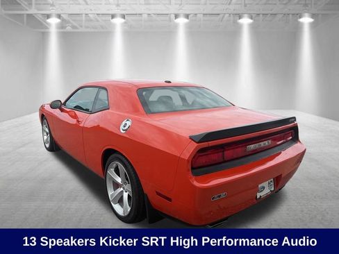 Used 2009 Dodge Challenger SRT8 w/ SRT Option Group II RWD image 4