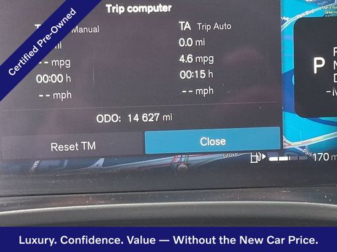 Certified 2023 Volvo XC40 B5 Plus AWD/4WD image 21