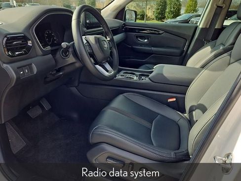 Certified 2025 Honda Pilot EX-L image 19