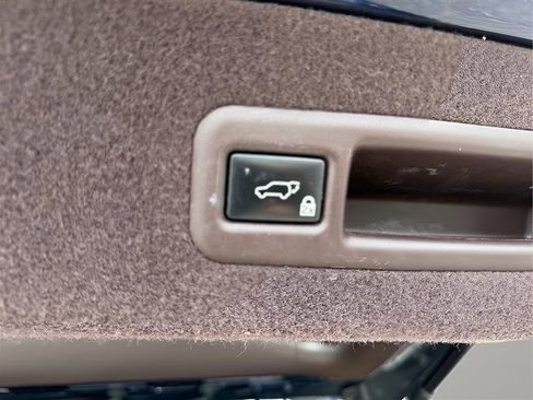 Used 2018 Lexus RX 350L FWD w/ Premium Package image 38