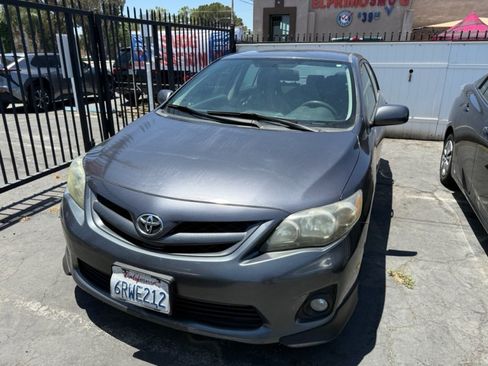 Used 2011 Toyota Corolla S FWD image 2