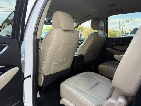 Used 2018 Buick Enclave Essence FWD image 44