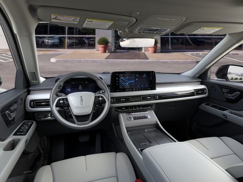 New 2026 Lincoln Aviator Reserve RWD image 9