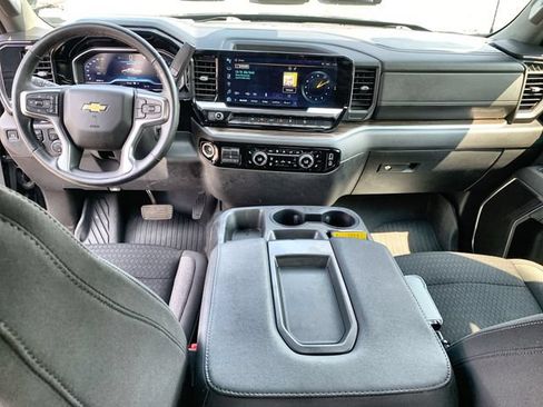 Certified 2023 Chevrolet Silverado 1500 LT AWD/4WD image 19