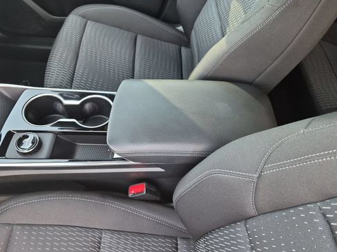 Used 2026 Chevrolet Equinox LT FWD image 21