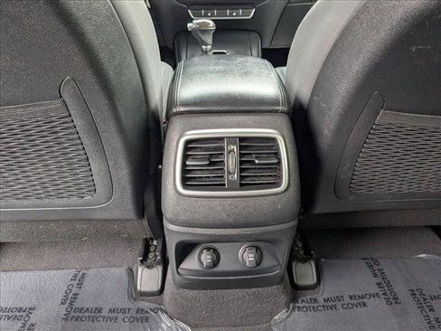 Used 2017 Kia Sorento LX w/ LX Convenience Package image 18