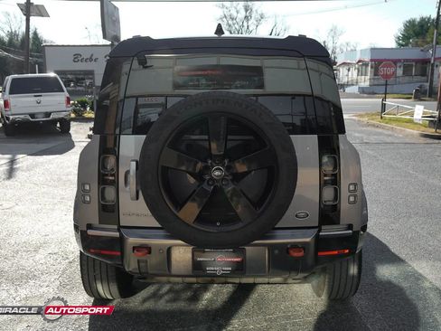 Used 2020 Land Rover Defender 110 X image 6