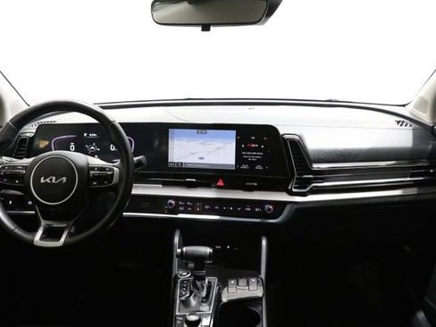 Used 2023 Kia Sportage EX FWD image 14