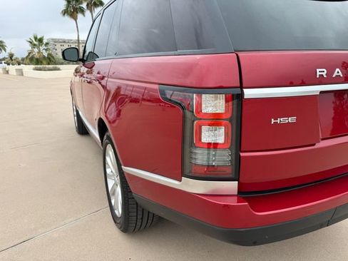 Used 2016 Land Rover Range Rover HSE image 13