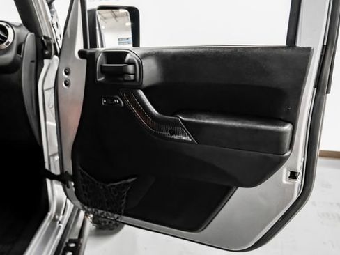 Used 2015 Jeep Wrangler Unlimited Sport w/ Quick Order Package 24S AWD/4WD image 49