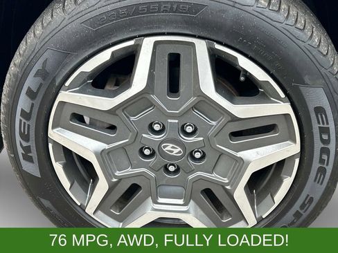 Used 2023 Hyundai Santa Fe Limited AWD/4WD image 9