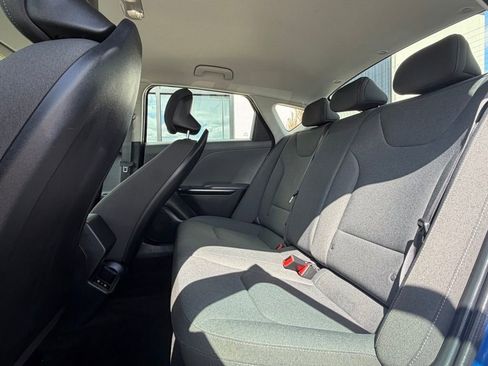 Used 2025 Kia K4 LXS image 23