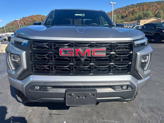 Used 2024 GMC Canyon Elevation w/ Elevation Premium Package AWD/4WD image 2