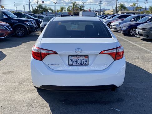 Used 2015 Toyota Corolla LE FWD image 8