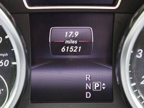 Used 2015 Mercedes-Benz ML 350 4MATIC image 44