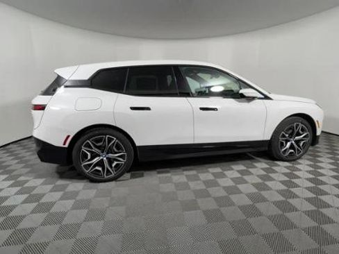 New 2022 BMW iX xDrive50 w/ Convenience Package image 14