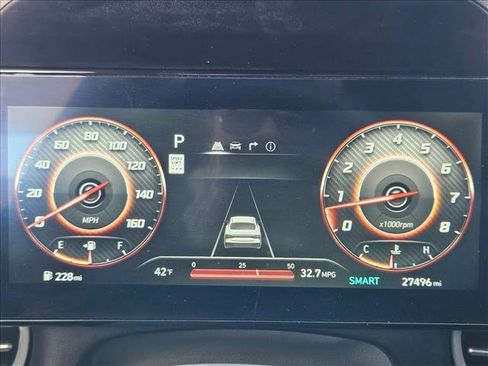 Used 2024 Hyundai Elantra SEL image 10