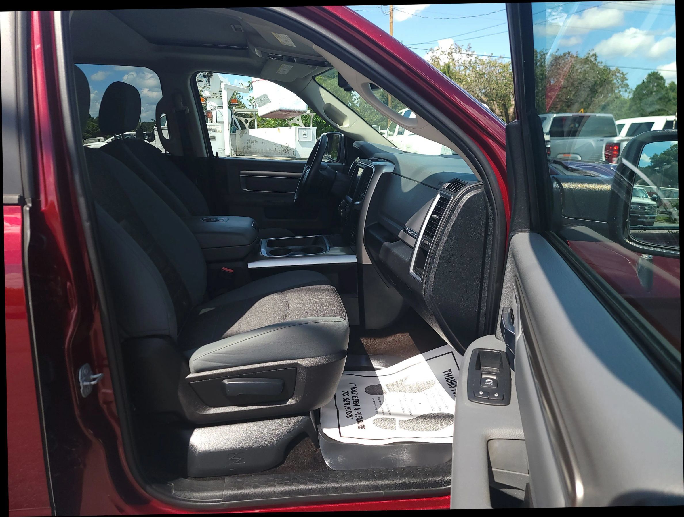 Used 2017 RAM 1500 Big Horn AWD/4WD image 10