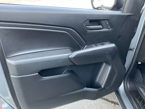 Used 2024 Chevrolet Colorado Trail Boss w/ Advanced Trailering Package image 6