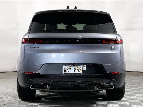Used 2023 Land Rover Range Rover Sport SE image 3