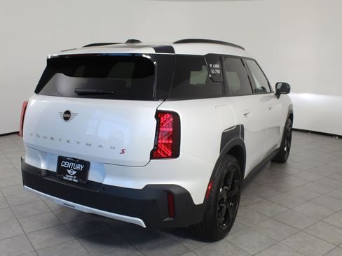 New 2025 MINI Cooper Countryman S image 8