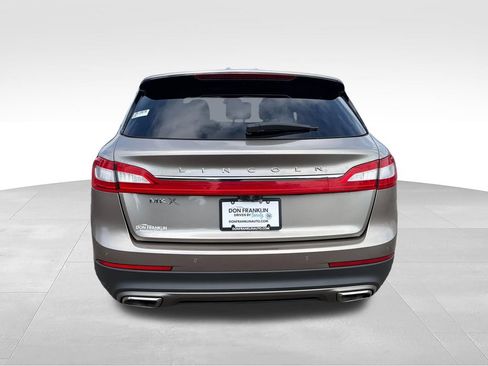 Used 2018 Lincoln MKX Reserve w/ Lincoln MKX Climate Package FWD image 4