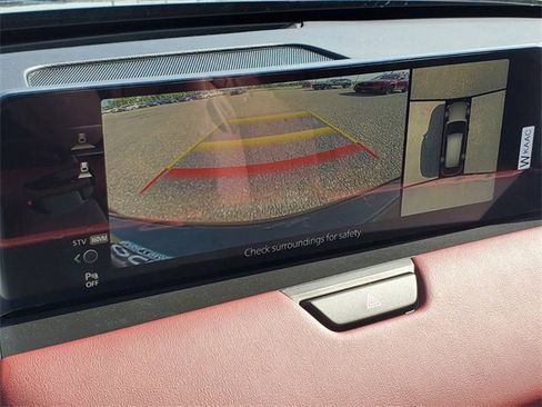 Certified 2025 MAZDA CX-70 Plug-In Hybrid w/ Premium Plus image 28