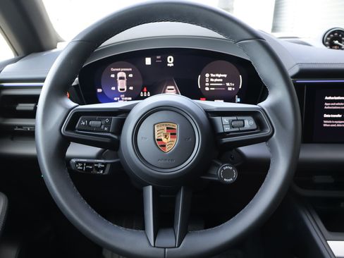 Certified 2025 Porsche Macan 4 Electric AWD/4WD image 16