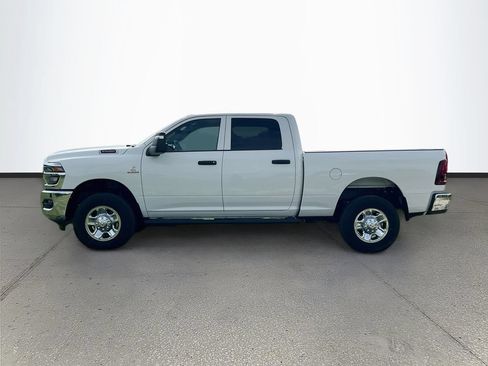 New 2026 RAM 2500 Tradesman AWD/4WD image 4
