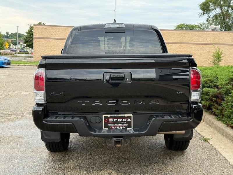 Used 2023 Toyota Tacoma Limited AWD/4WD image 4