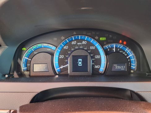 Used 2012 Toyota Camry XLE w/ Leather Pkg FWD image 18