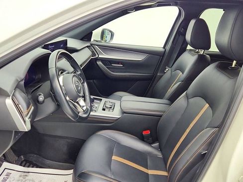 Used 2024 MAZDA CX-90 Plug-In Hybrid w/ Premium Plus image 21