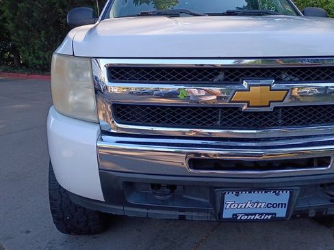 Used 2009 Chevrolet Silverado 1500 LT w/ Power Pack Plus AWD/4WD image 11