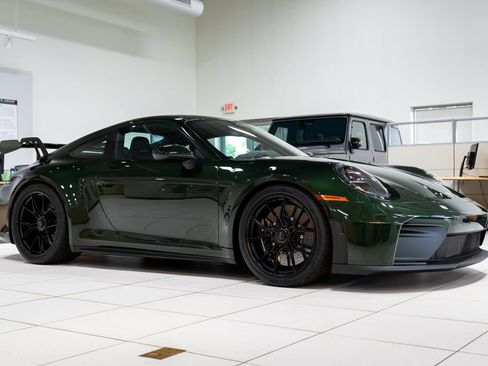 Used 2026 Porsche 911 GT3 RWD image 20